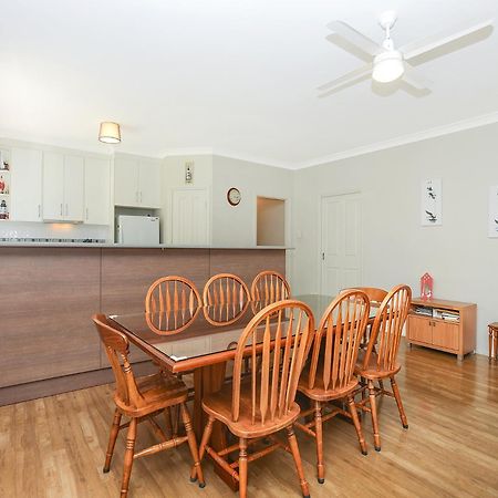 All Seasons Port Elliot Holiday House Екстериор снимка