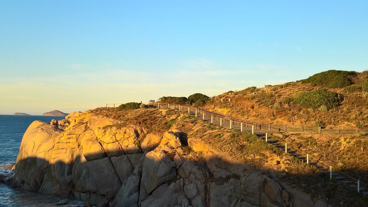 All Seasons Port Elliot Holiday House Екстериор снимка